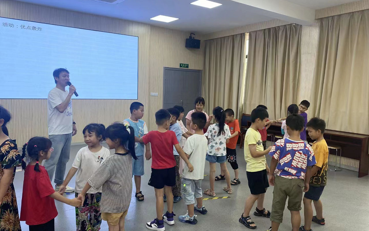 合浦龙观乡中心学校
